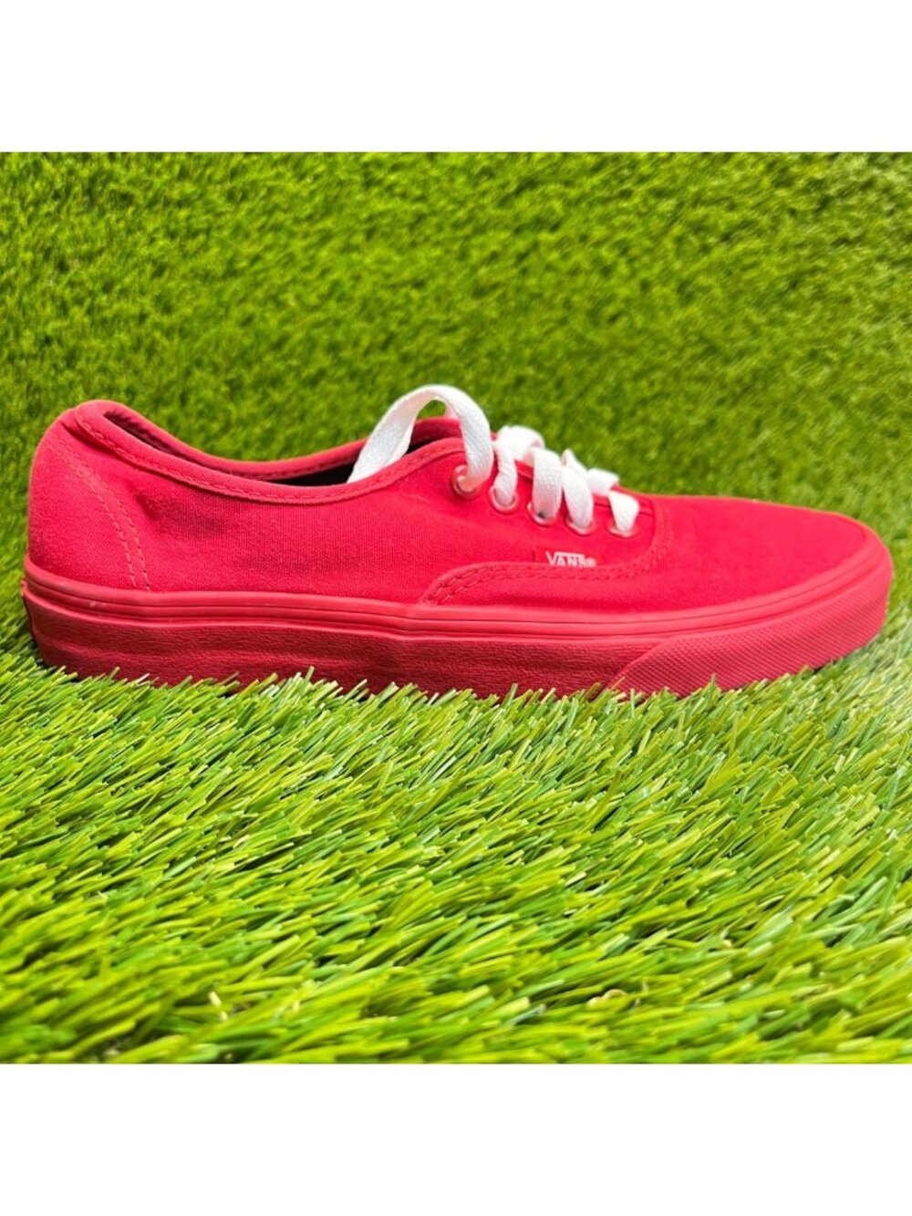 Vans Authentic Low Womens Size 8 Red White Athletic Skate Walking Shoes Sneakers